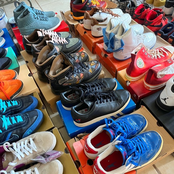 Selling 40 pairs of shoes. Will give detailed list below. - Picture 8 of 13
